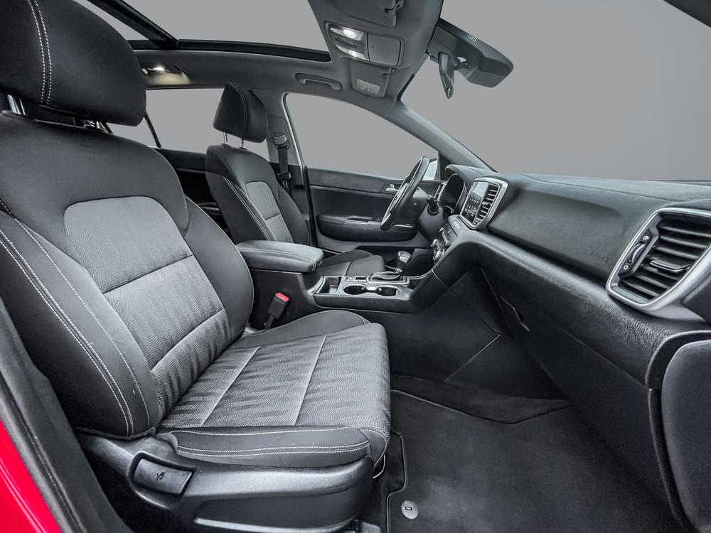 Kia Sportage 2022 Rouge usage à vendre Kia Sportage 2022 Rouge usage à vendre