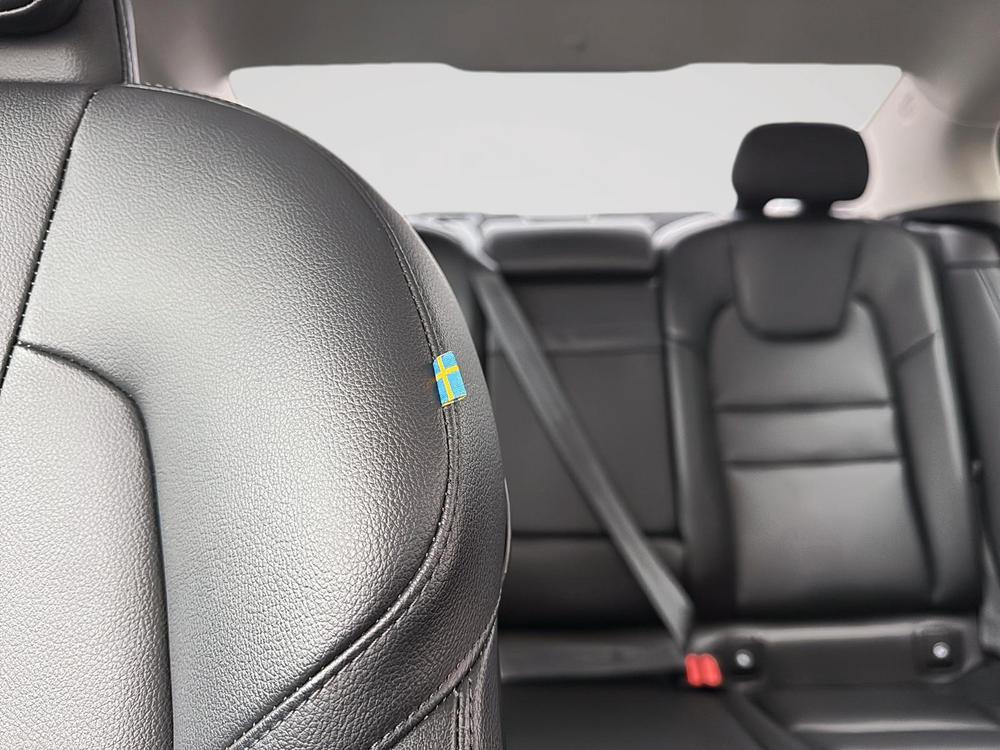 Volvo S60 T6 MOMENTUM AWD 2021 d’occasion à vendre - 12