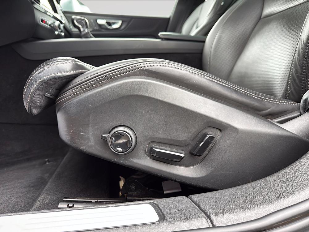 Volvo V60 Cross Country T5 AWD POLESTAR 2021 d’occasion à vendre - 14