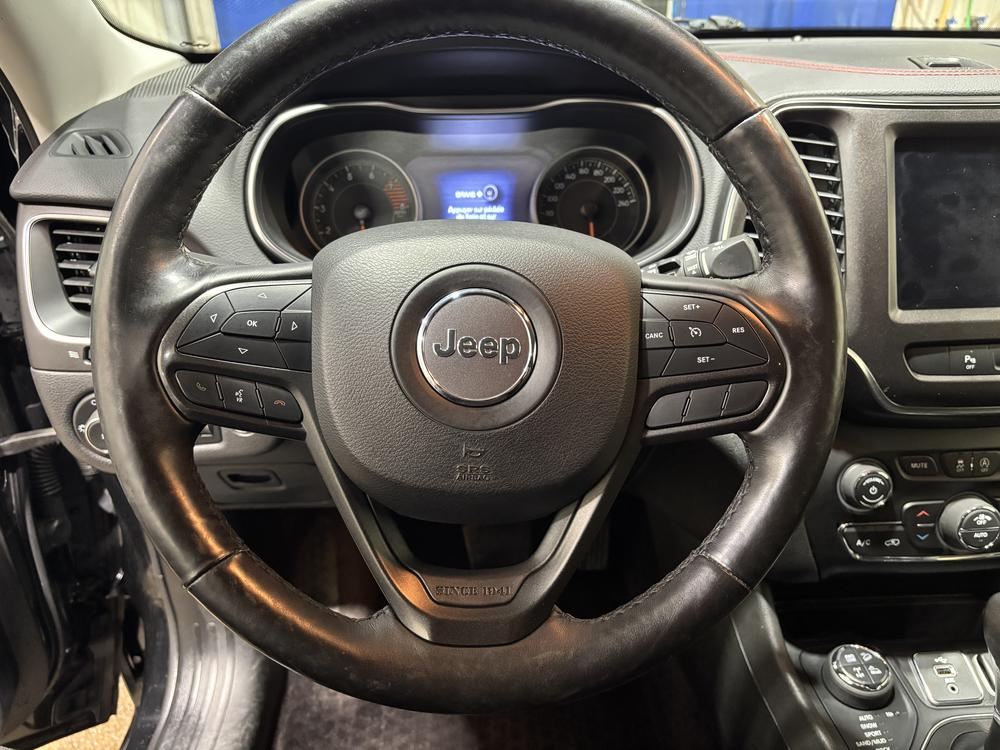 Jeep Cherokee Trailhawk 2019 d&rsquo;occasion à vendre - 13