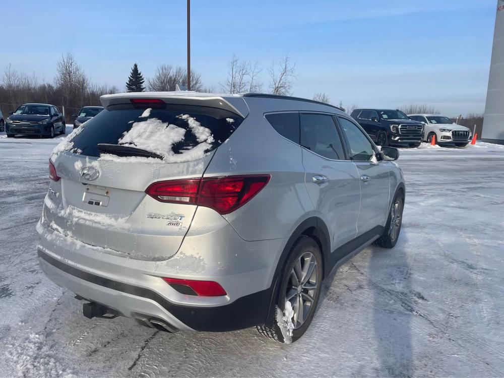 Hyundai Santa Fe Sport 2017 Gris usage à vendre Hyundai Santa Fe Sport 2017 Gris usage à vendre