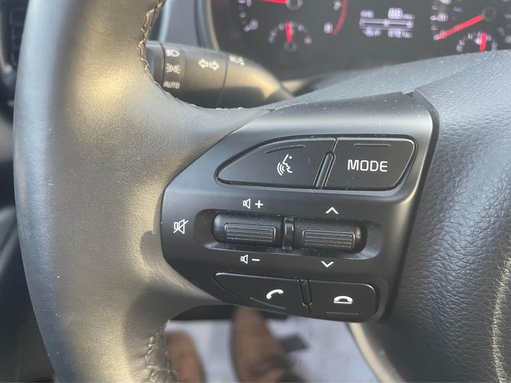 Kia Rio 5 portes 2022 Bleu usage à vendre Kia Rio 5 portes 2022 Bleu usage à vendre