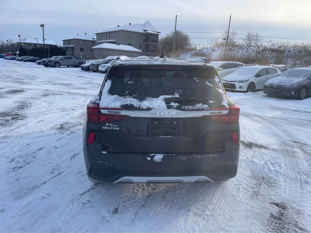 Kia Seltos 2023 Noir usage à vendre Kia Seltos 2023 Noir usage à vendre