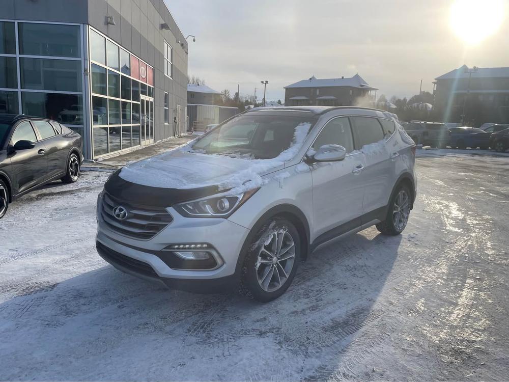 Hyundai Santa Fe Sport 2017 Gris usage à vendre Hyundai Santa Fe Sport 2017 Gris usage à vendre