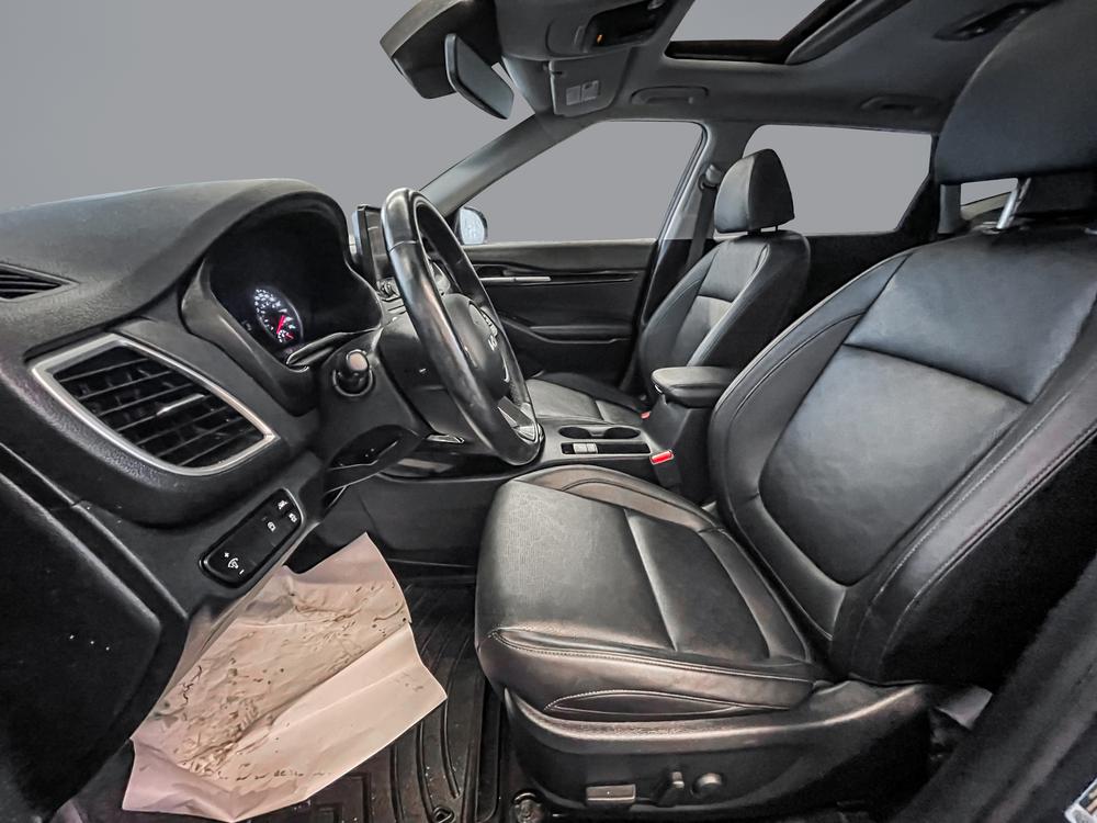 Kia Seltos 2022 Bleu usage à vendre Kia Seltos 2022 Bleu usage à vendre