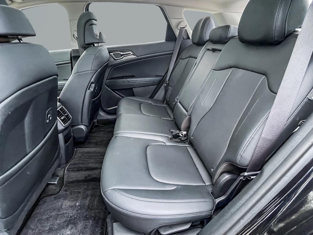 Kia Sportage 2024 Noir usage à vendre Kia Sportage 2024 Noir usage à vendre