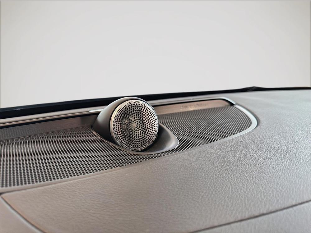 Volvo S60 hybride rechargeable T8 ULTRA BLACK EDITION 2025 d’occasion à vendre - 17