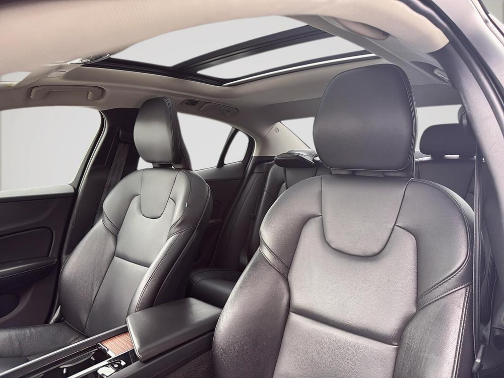 Volvo S60 T6 MOMENTUM AWD 2021 d’occasion à vendre - 16