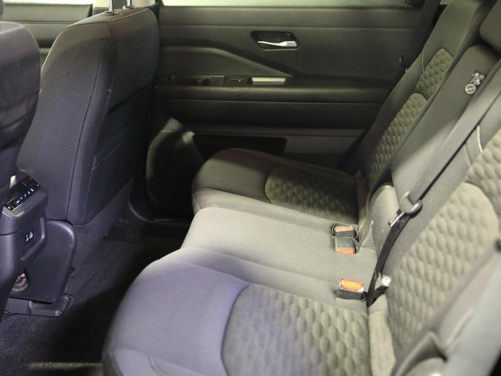 Nissan Pathfinder SV TECH 2022 d’occasion à vendre - 32