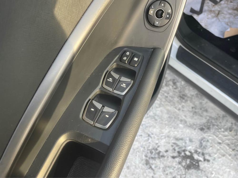 Hyundai Santa Fe Sport 2017 Gris usage à vendre Hyundai Santa Fe Sport 2017 Gris usage à vendre