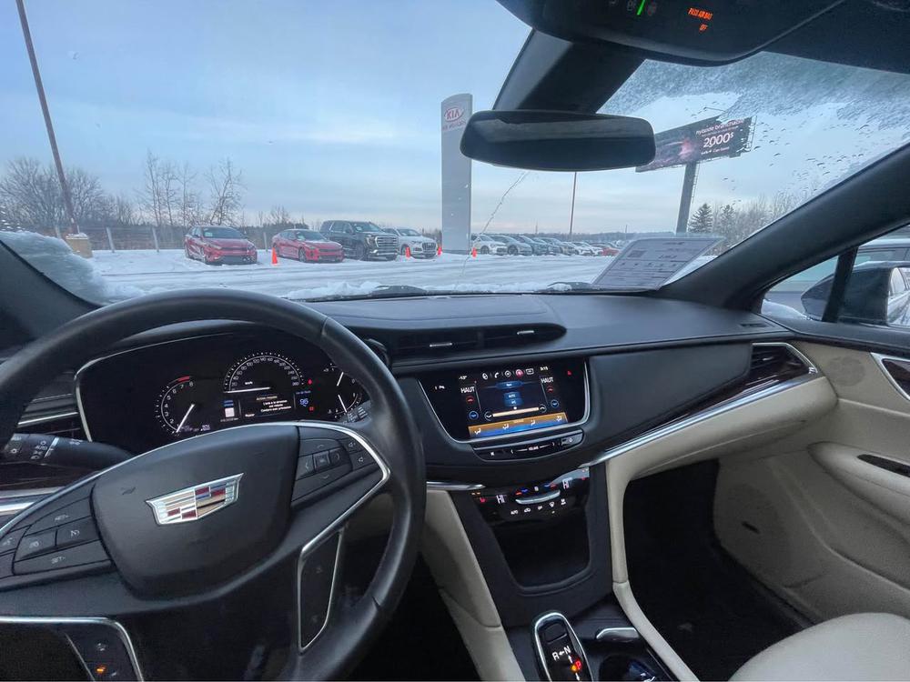 Cadillac XT5 2017 Bleu usage à vendre Cadillac XT5 2017 Bleu usage à vendre