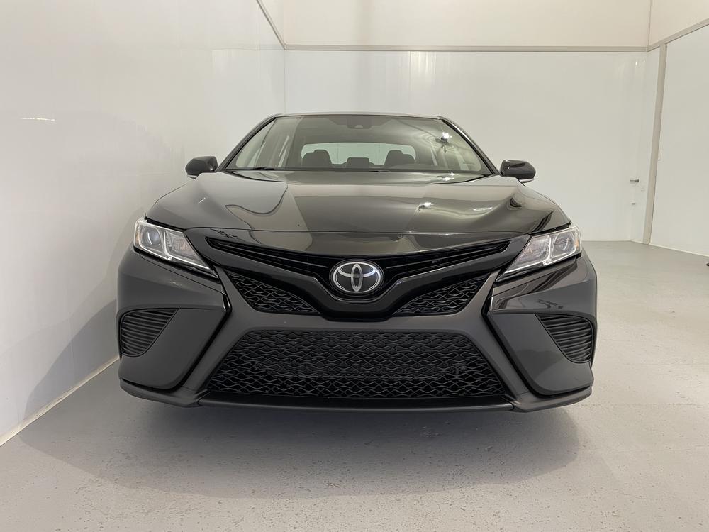 Toyota Camry SE Upgrade 2020 d&rsquo;occasion à vendre - 2