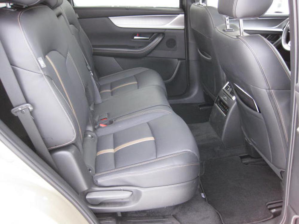 Mazda CX-70 hybride léger 2025 Sable usage à vendre Mazda CX-70 hybride léger 2025 Sable usage à vendre