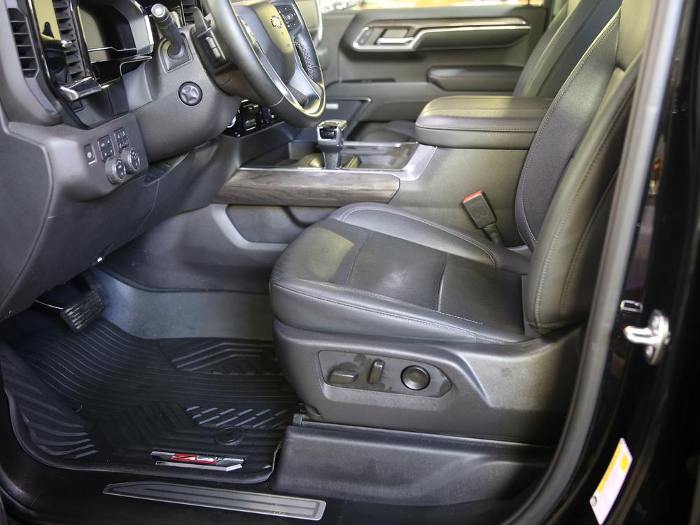 Chevrolet Silverado 1500 LTZ CREW CAB 6.2L 2024 d’occasion à vendre - 18