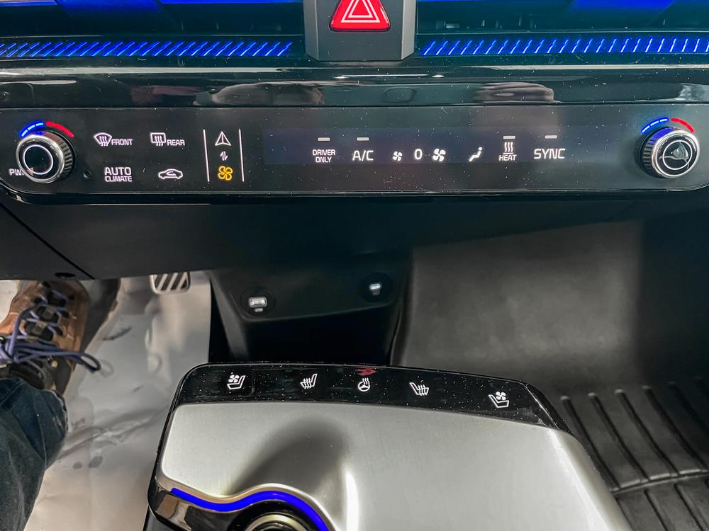 Kia EV6 2024 Bleu usage à vendre Kia EV6 2024 Bleu usage à vendre