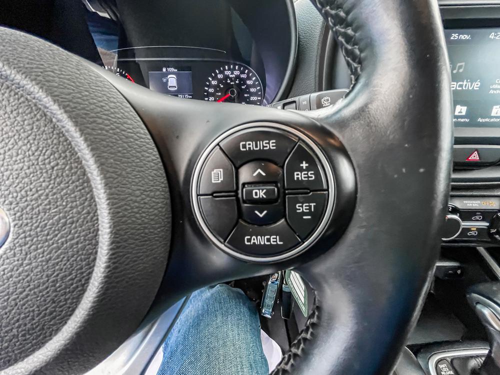 Kia Soul 2021 Blanc usage à vendre Kia Soul 2021 Blanc usage à vendre