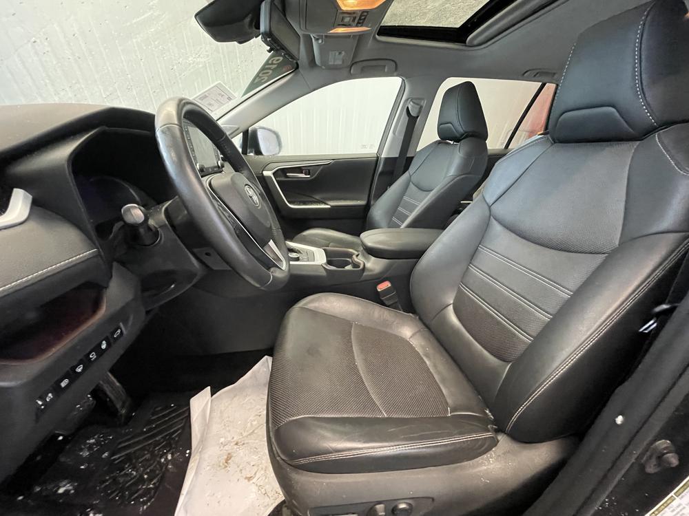 Toyota RAV4 LIMITED 2019 d’occasion à vendre - 13