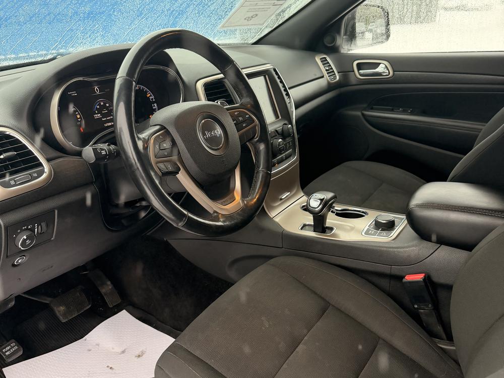 Jeep Grand Cherokee LAREDO AWD 2015 d&rsquo;occasion à vendre - 28