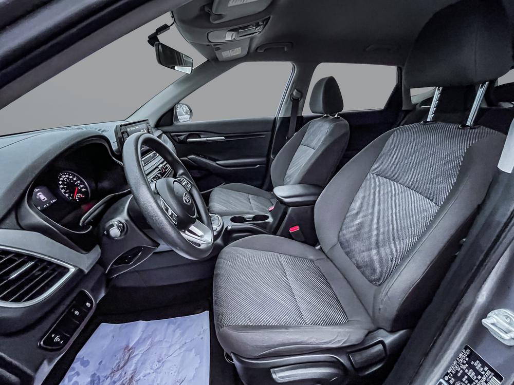 Kia Seltos 2021 Gris usage à vendre Kia Seltos 2021 Gris usage à vendre
