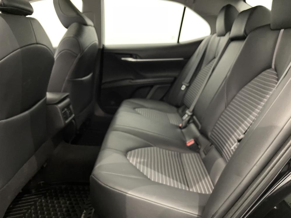 Toyota Camry SE Upgrade 2020 d&rsquo;occasion à vendre - 31