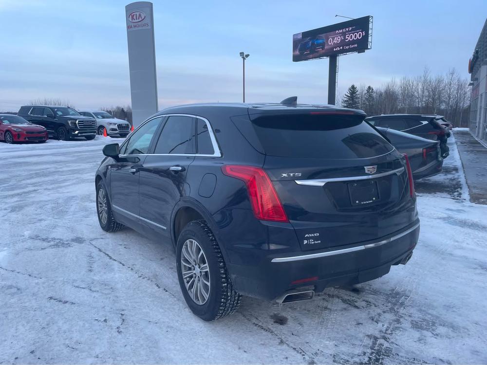 Cadillac XT5 2017 Bleu usage à vendre Cadillac XT5 2017 Bleu usage à vendre