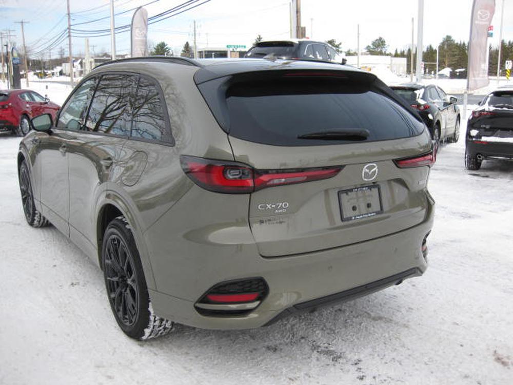 Mazda CX-70 hybride léger 2025 Sable usage à vendre Mazda CX-70 hybride léger 2025 Sable usage à vendre