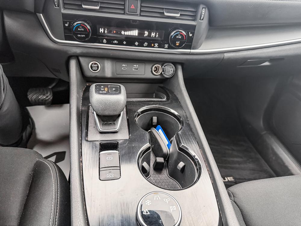 Nissan Rogue S AWD 2023 d&rsquo;occasion à vendre - 24