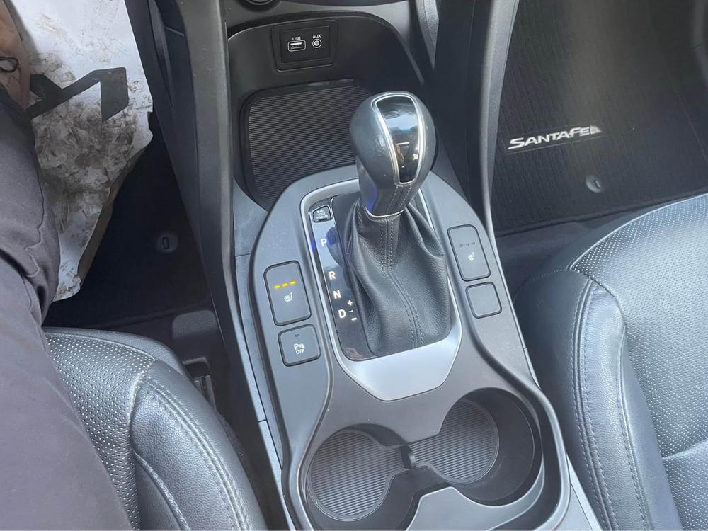 Hyundai Santa Fe Sport 2017 Gris usage à vendre Hyundai Santa Fe Sport 2017 Gris usage à vendre