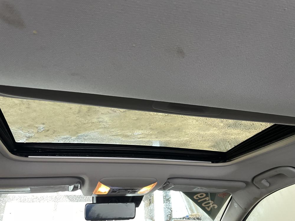 Toyota RAV4 LIMITED 2019 d’occasion à vendre - 26