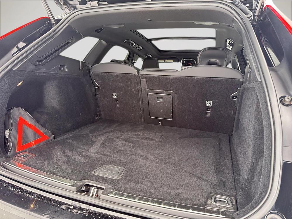 Volvo XC60 T6 R-DESIGN AWD 2021 d’occasion à vendre - 13