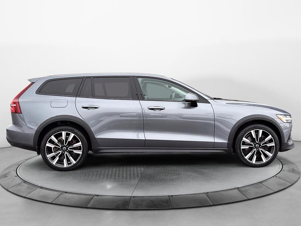 Volvo V60 Cross Country T5 AWD POLESTAR 2021 d’occasion à vendre - 4