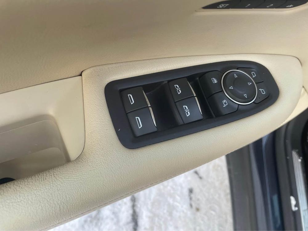 Cadillac XT5 2017 Bleu usage à vendre Cadillac XT5 2017 Bleu usage à vendre