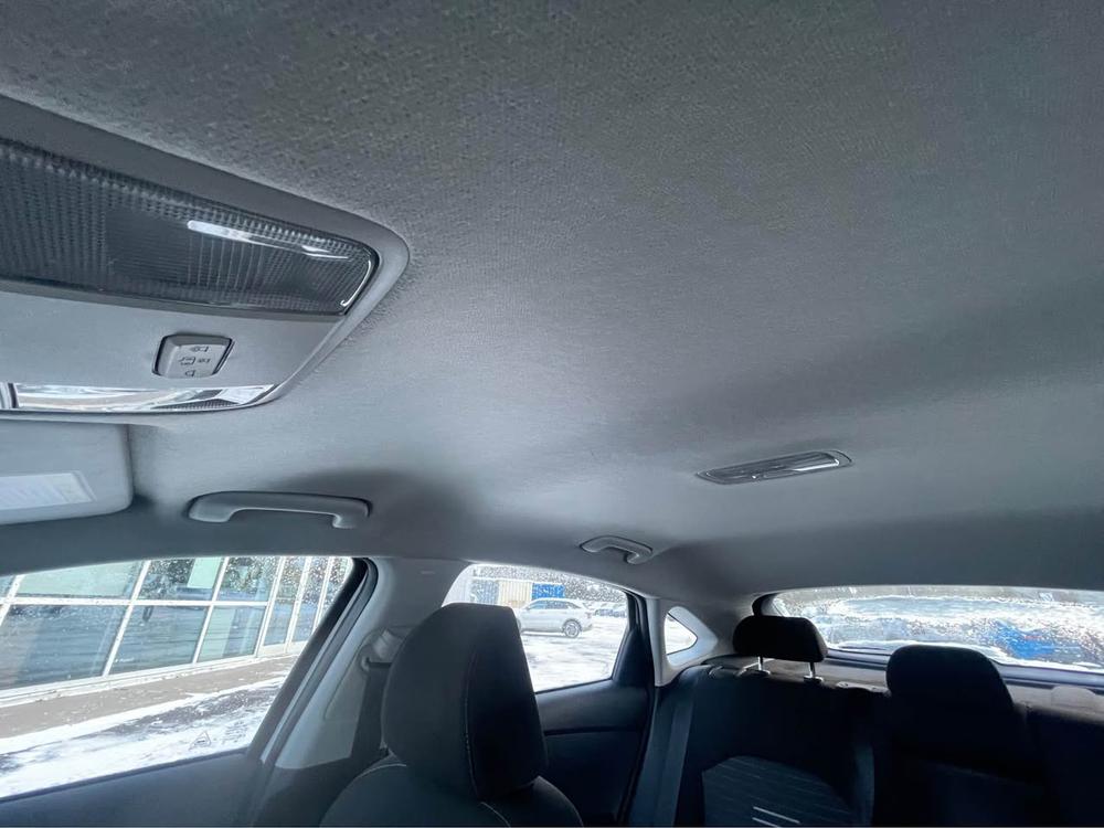 Kia Forte5 2020 Blanc usage à vendre Kia Forte5 2020 Blanc usage à vendre