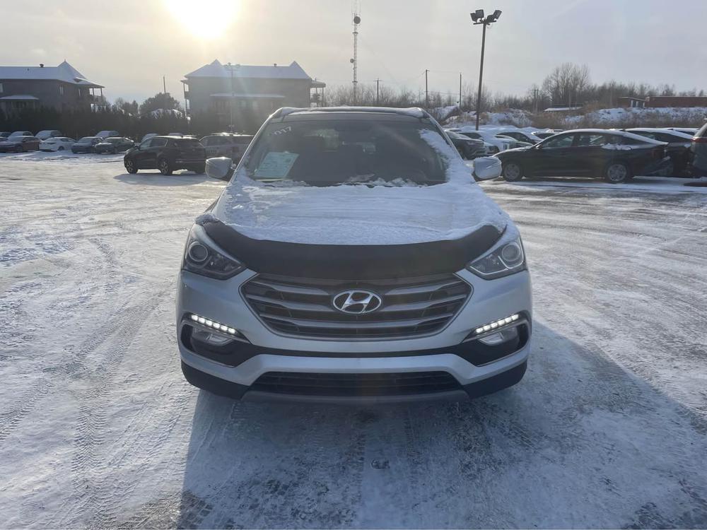 Hyundai Santa Fe Sport 2017 Gris usage à vendre Hyundai Santa Fe Sport 2017 Gris usage à vendre