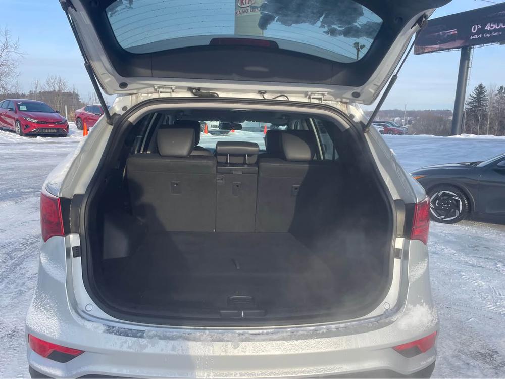 Hyundai Santa Fe Sport 2017 Gris usage à vendre Hyundai Santa Fe Sport 2017 Gris usage à vendre