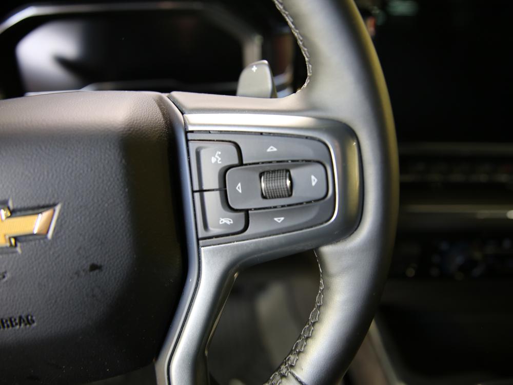 Chevrolet Silverado 1500 LTZ CREW CAB 6.2L 2024 d’occasion à vendre - 23