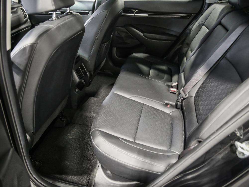 Kia Seltos 2022 Noir usage à vendre Kia Seltos 2022 Noir usage à vendre