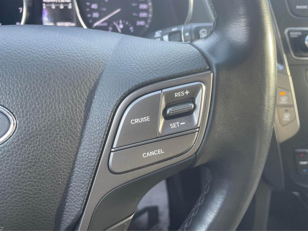 Hyundai Santa Fe Sport 2017 Gris usage à vendre Hyundai Santa Fe Sport 2017 Gris usage à vendre