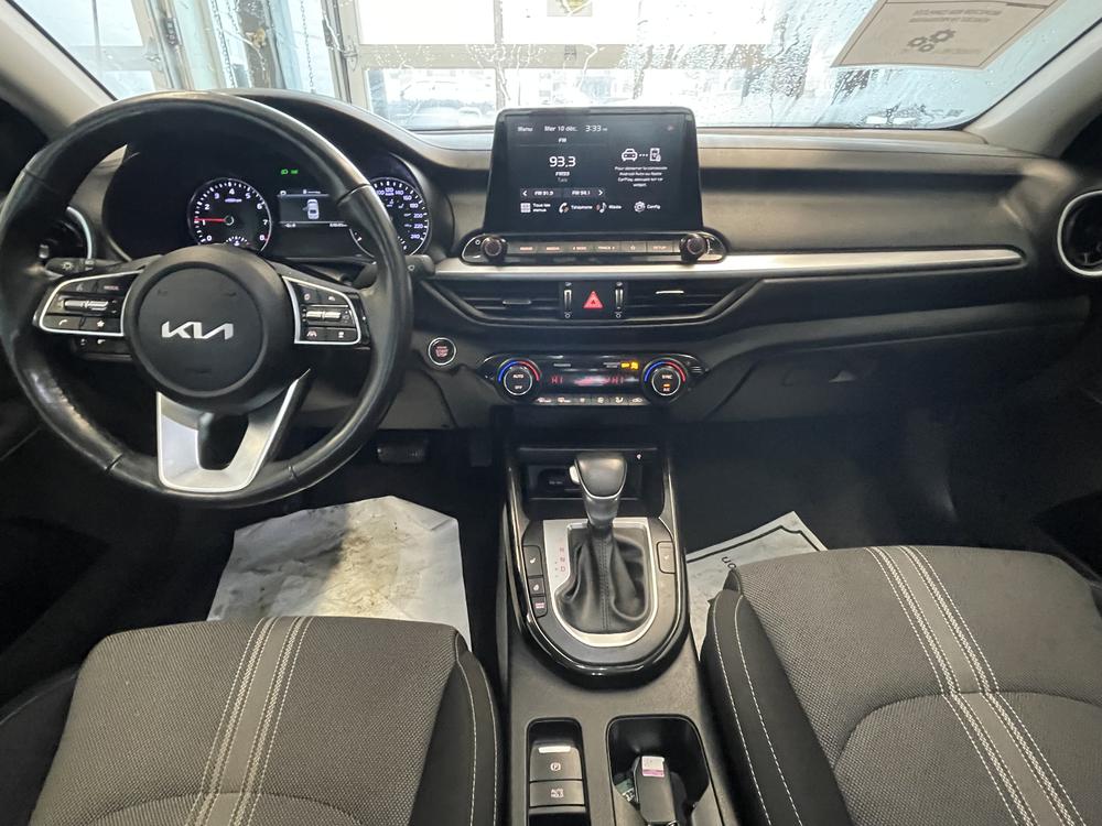 Kia Forte EX PREMIUM 2023 d’occasion à vendre - 16