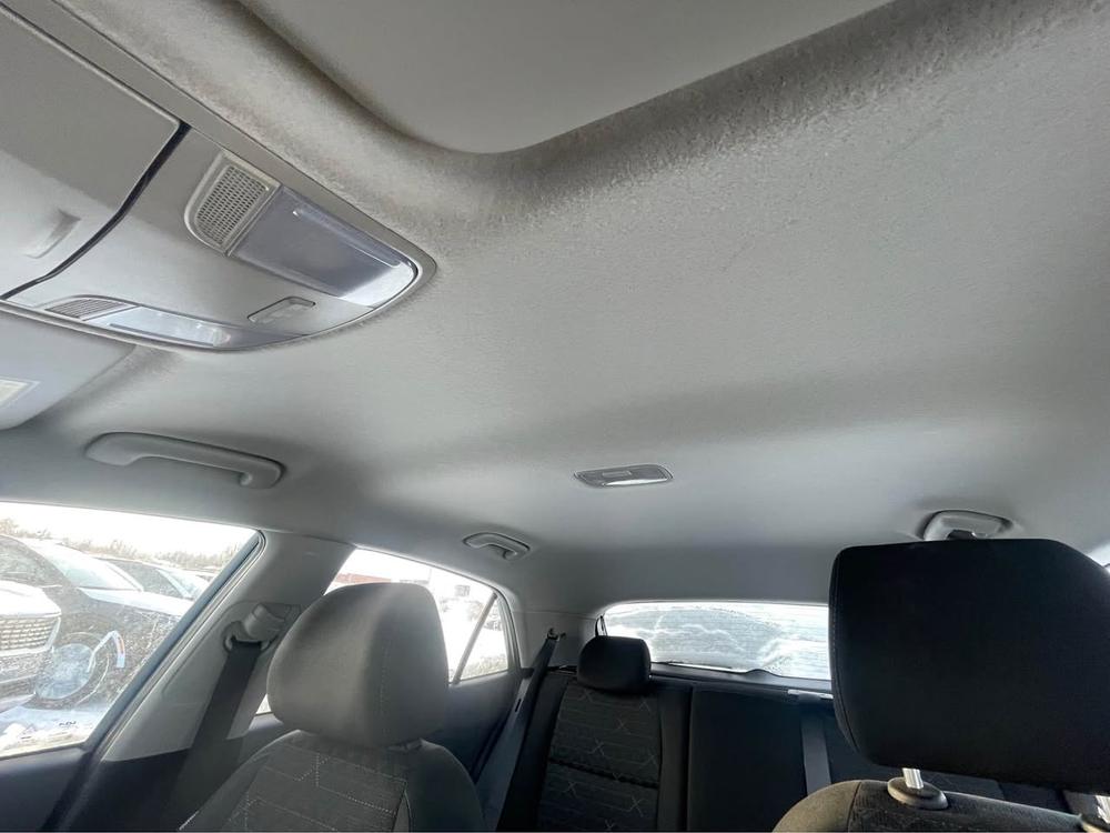 Kia Rio 5 portes 2022 Bleu usage à vendre Kia Rio 5 portes 2022 Bleu usage à vendre