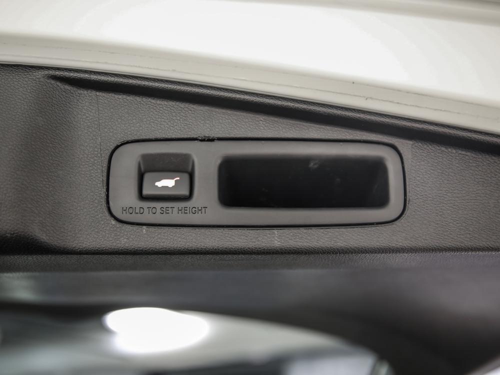 Honda CR-V 2022 Blanc usage à vendre Honda CR-V 2022 Blanc usage à vendre