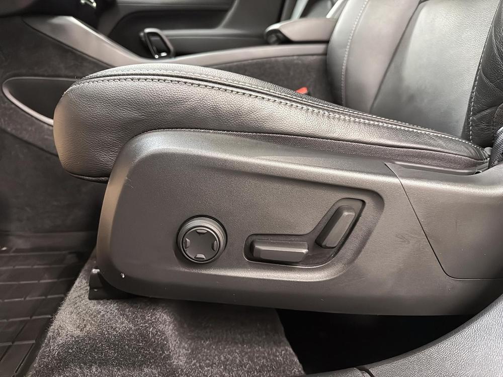 Volvo XC40 T5 MOMENTUM AWD // PREMIUM PACK 2022 d’occasion à vendre - 13