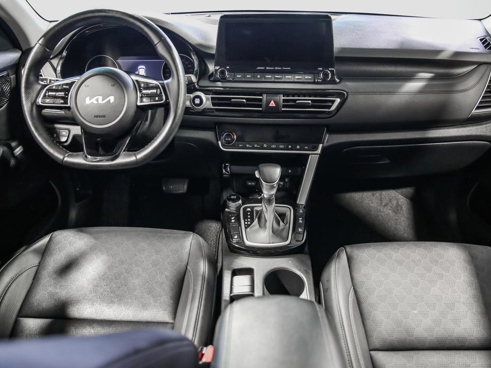 Kia Seltos 2022 Noir usage à vendre Kia Seltos 2022 Noir usage à vendre