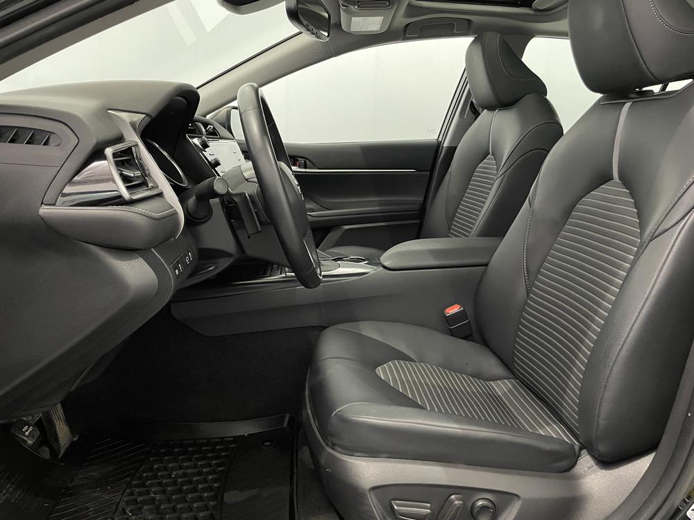 Toyota Camry SE Upgrade 2020 d&rsquo;occasion à vendre - 13