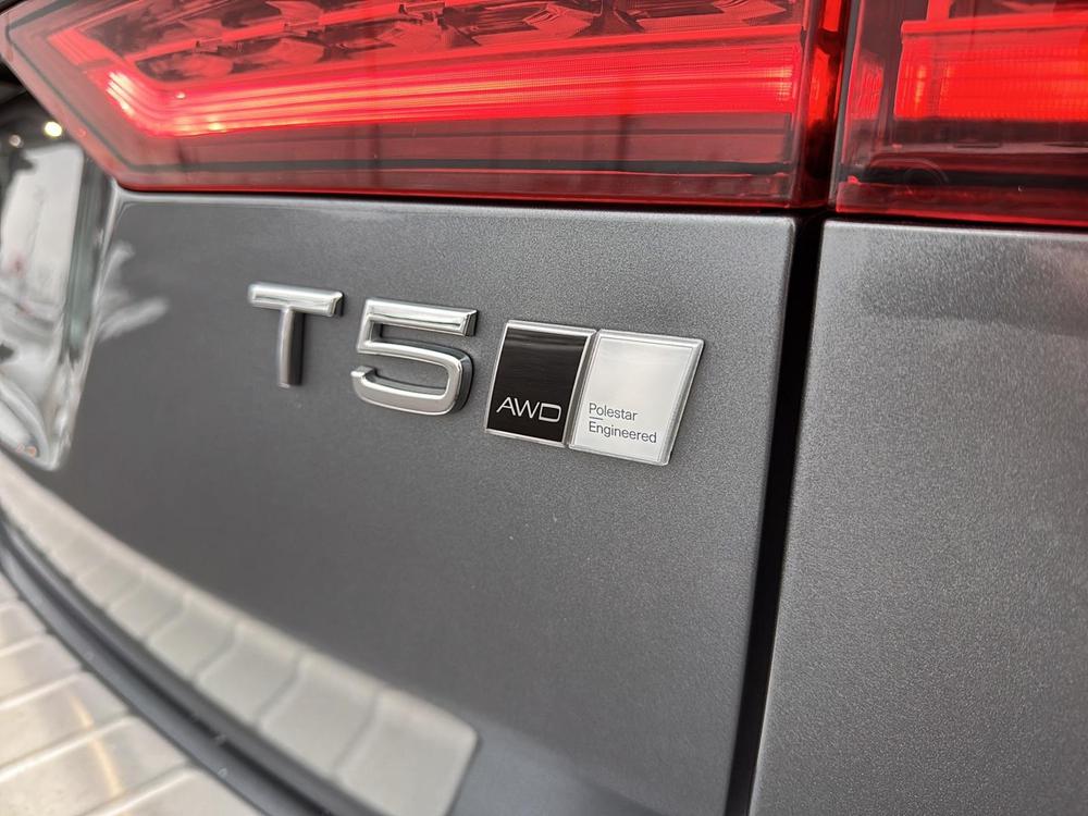 Volvo V60 Cross Country T5 AWD POLESTAR 2021 d’occasion à vendre - 11