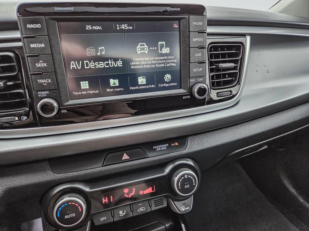 Kia Rio 5-door 2020 Noir usage à vendre Kia Rio 5-door 2020 Noir usage à vendre