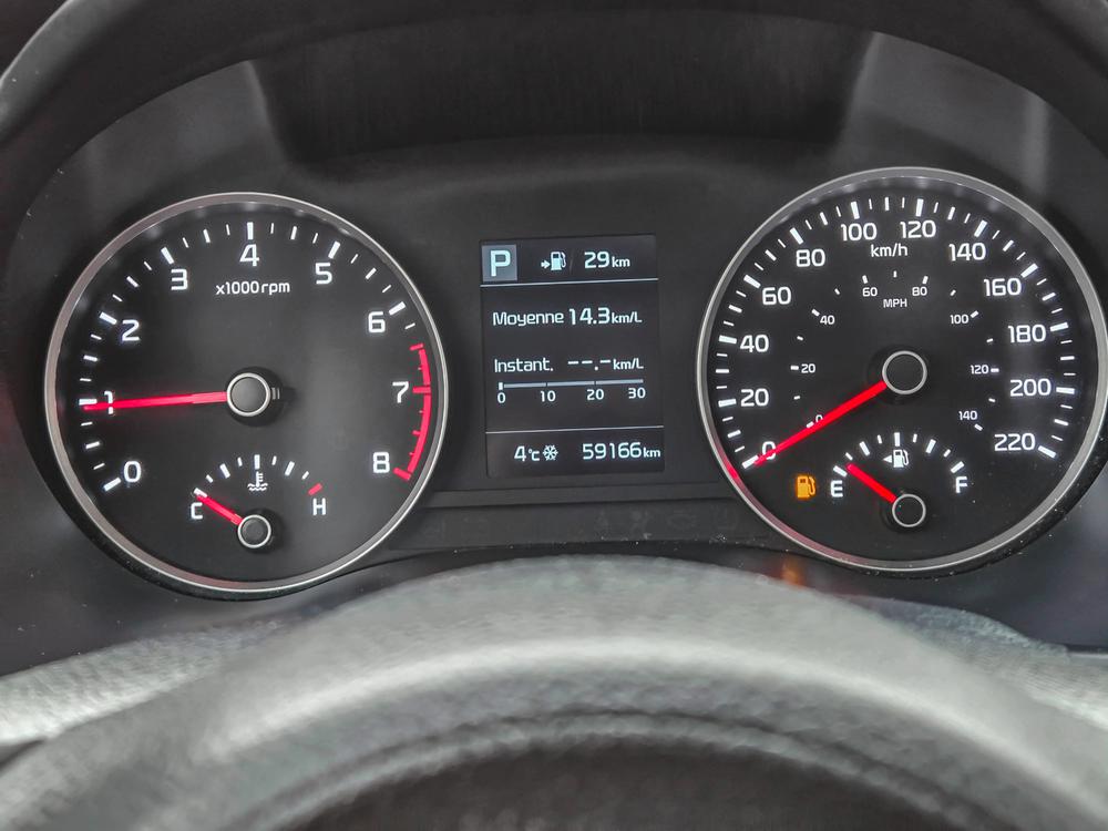 Kia Rio 5-door 2020 Noir usage à vendre Kia Rio 5-door 2020 Noir usage à vendre