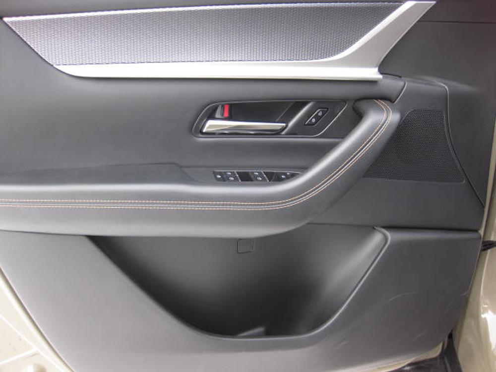 Mazda CX-70 hybride léger 2025 Sable usage à vendre Mazda CX-70 hybride léger 2025 Sable usage à vendre