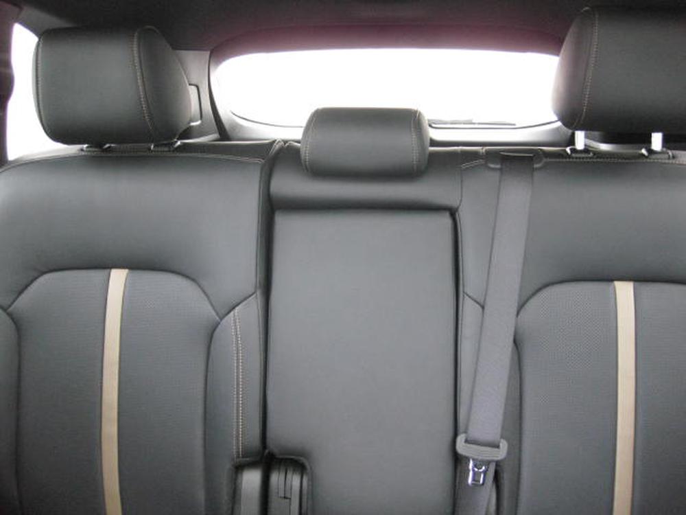 Mazda CX-70 hybride léger 2025 Sable usage à vendre Mazda CX-70 hybride léger 2025 Sable usage à vendre