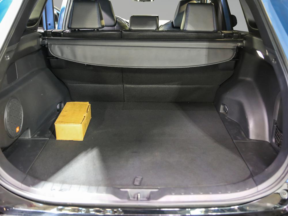 Toyota RAV4 XSE 2024 d&rsquo;occasion à vendre - 35